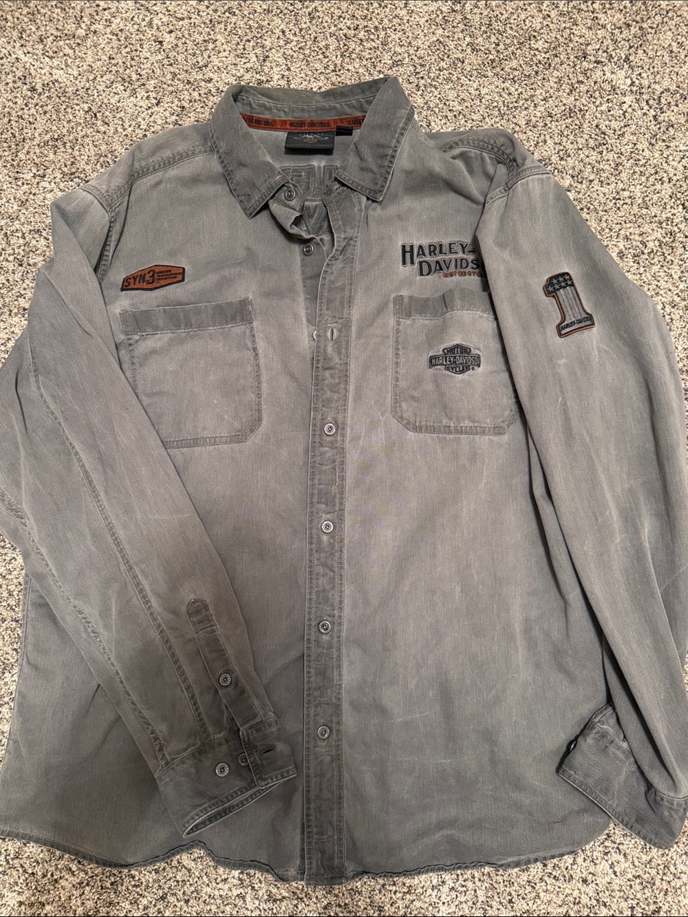 Harley-Davidson Gray Button-Up Shirt with Embroidered Patches